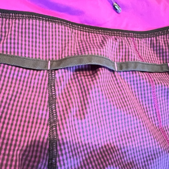 Lulu lemon speed short as 4 - Picture 4 of 4